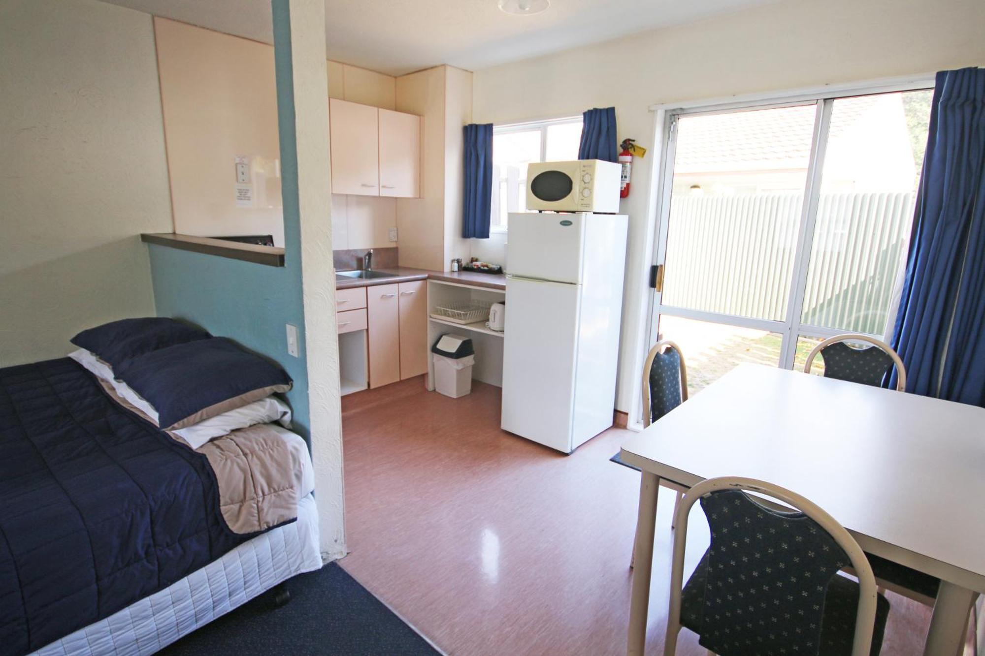 Midway Pacifica Lodge Lower Hutt Exteriör bild